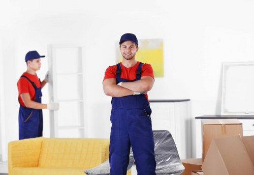 Student storage options in Southharrow for boxes and luggage