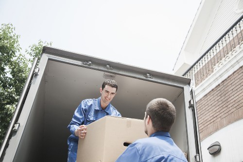 Clean and dry furniture storage facility in Southharrow